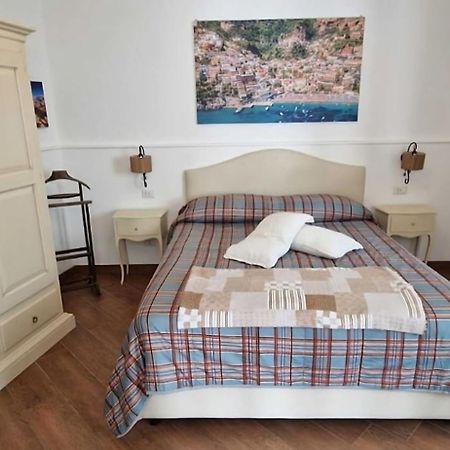 Estate4Home - Maison Lirio Позитано Екстериор снимка